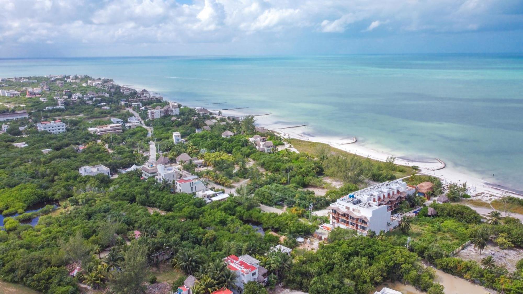 Sirenas Caribbean Rooms Holbox Esterno foto